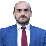 Abogado, con más de 7 años de experiencia. Hablante nativo de español que puede ayudarte a desarrollar tanto tu vocabulario general así como vocabulario técnico de tus estudios asociados al Derecho.